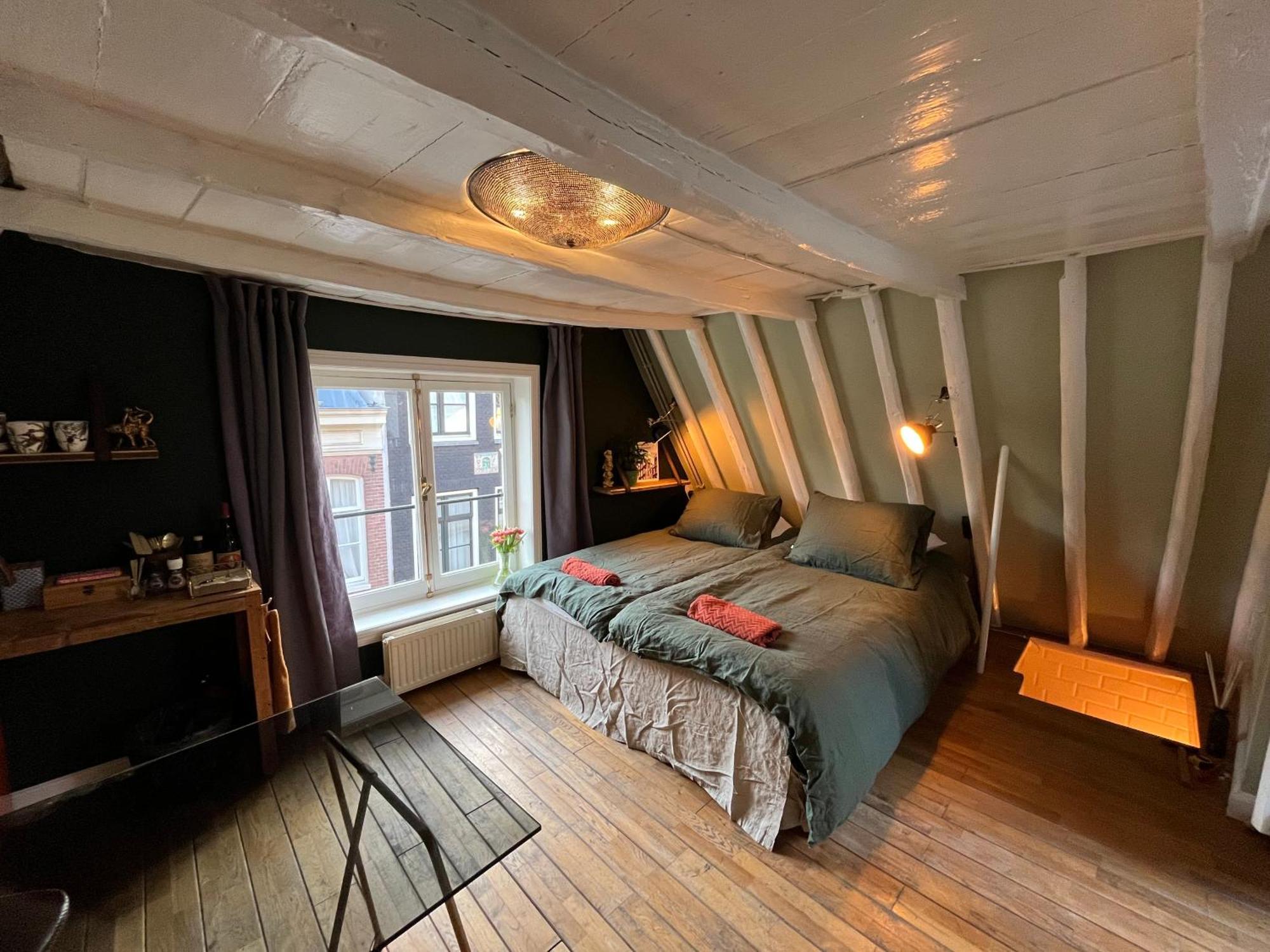 Attic Monkeys Lodge Amsterdam Exterior foto